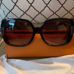 Tory Burch squared oversized sunglasses